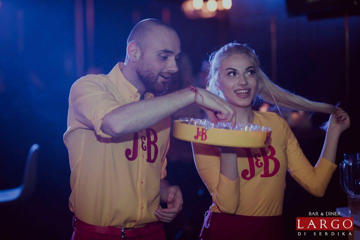 Промоутъри на Алита Ивент на парти на J&B